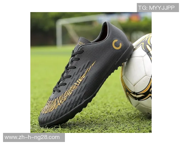 世界足球史上三双球鞋最多的球星是谁 解析他的足球鞋选择与比赛表现 世界足球史上三双球鞋最多的球星是谁 解析他的足球鞋选择与比赛表现